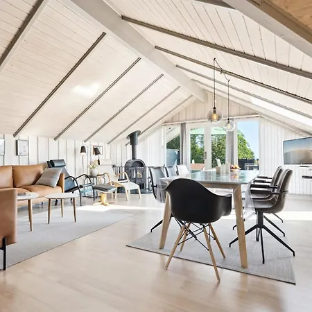 Сasa de vacaciones Algut - 75m From The Sea By Interhome Mommark